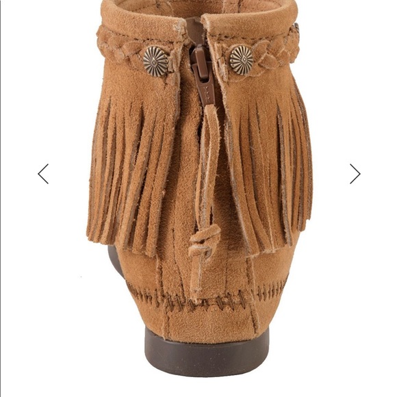 MINNETONKA WOMEN'S HI TOP BACK ZIP BOOTS - Picture 3 of 8